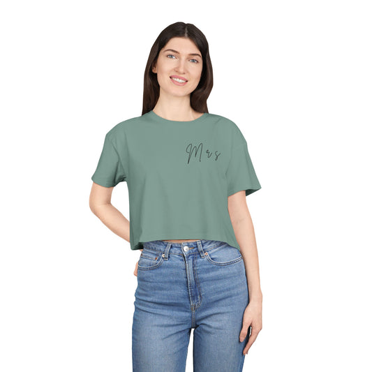 Mrs.- Women's Crop Tee Aria Di Amore