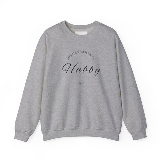 Honeymoonin' Hubby- Men's Heavy Blend™ Crewneck Sweatshirt Aria Di Amore